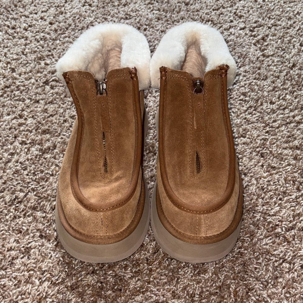 UGG Funkette Boots